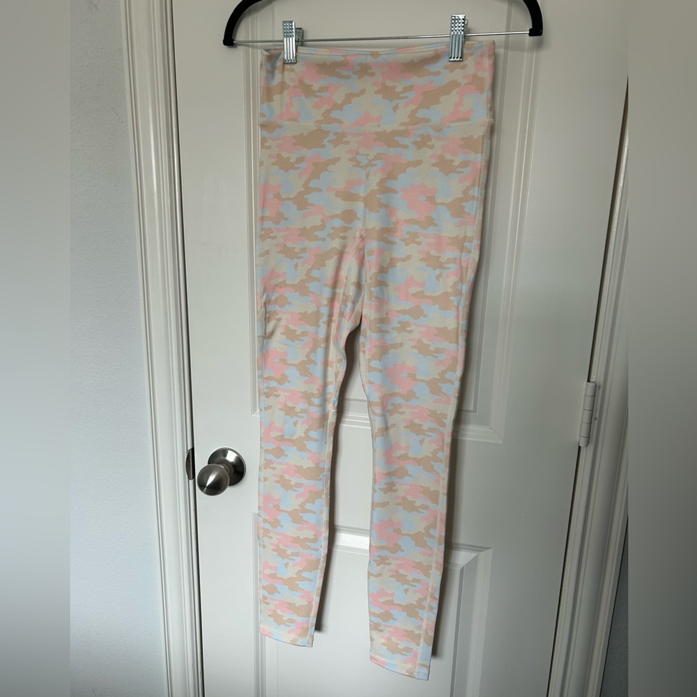 Womens Camo Leggings - Pink and Blue